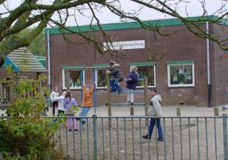 De Beatrixschool in 2001, toen deze nog aan de Tomatestraat zat.