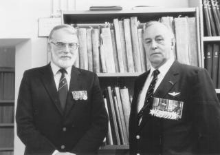 B.P. Burkunk (links) en J.C. Forbes
