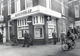 Het kantoor van 'Het Nieuwsblad' en dagblad 'De Stem', aan de Klokstraat.