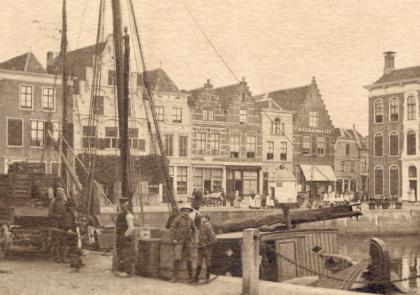 Turfkade in 1890