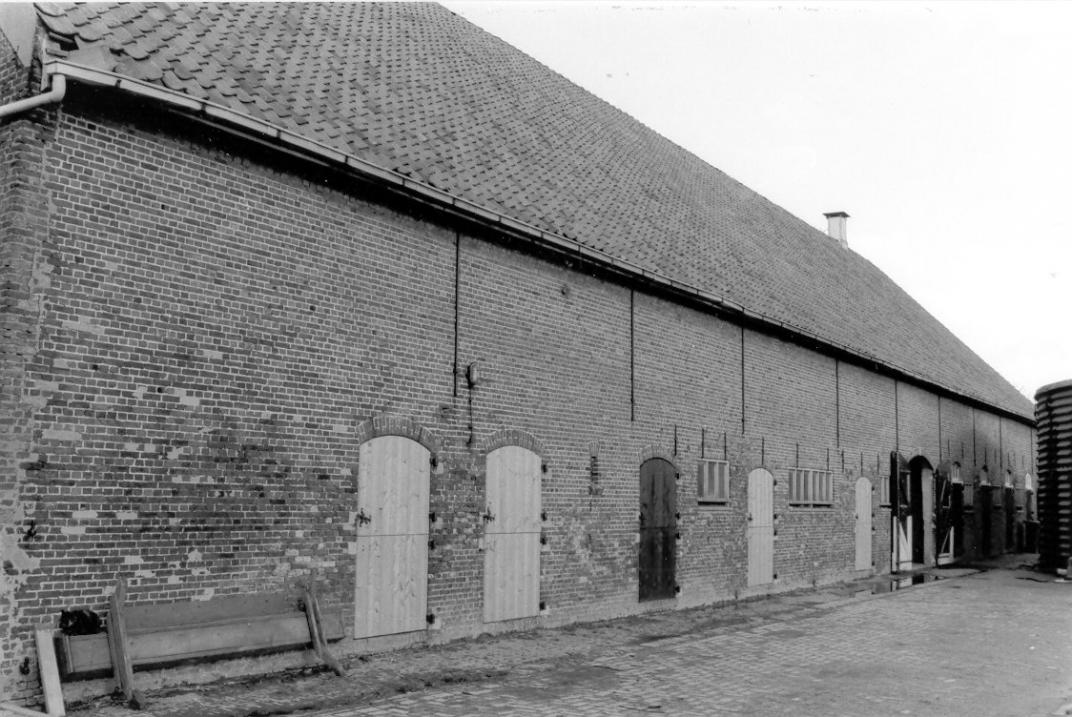De schuur van Soekowono aan Postweg 26 in 1999