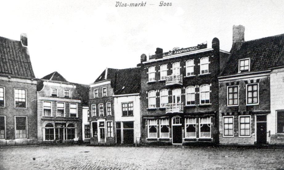 Oude foto van de Vlasmarkt