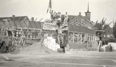 Bouwen van wachtlokaal gebouw