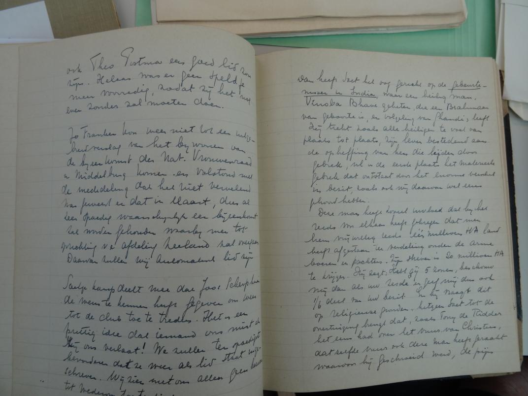 Pagina's uit notulenboek
