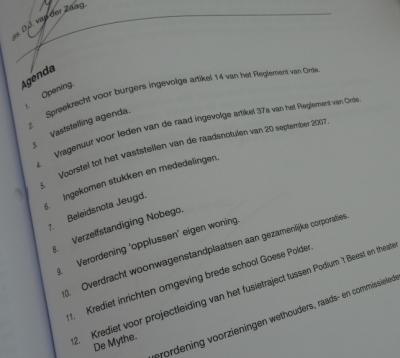 detailopname van de agenda in de raadsnotulen