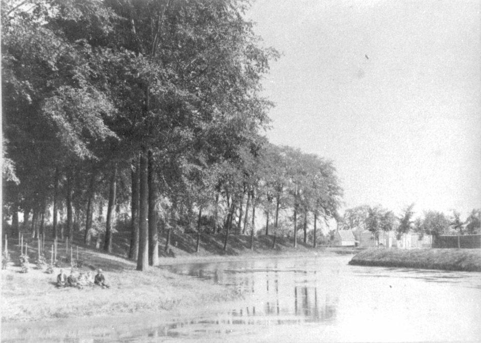 Oostwal omstreeks 1900