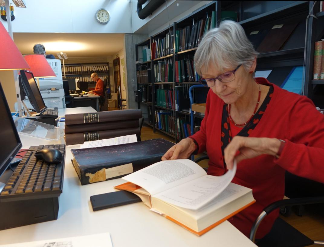 Nadja Louwerse in de studiezaal